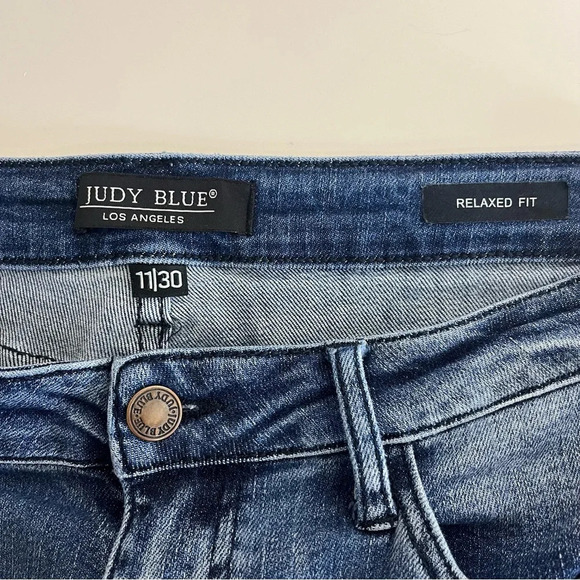 Judy Blue High Rise Relaxed Fit Distressed Jeans - Picture 10 of 12